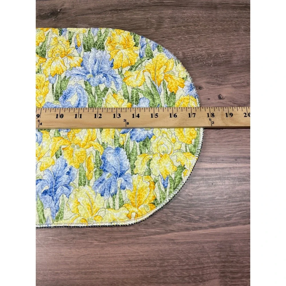 Handmade Placemats Yellow Blue Reversible Floral‎ Iris Oval Quilted Set of 2